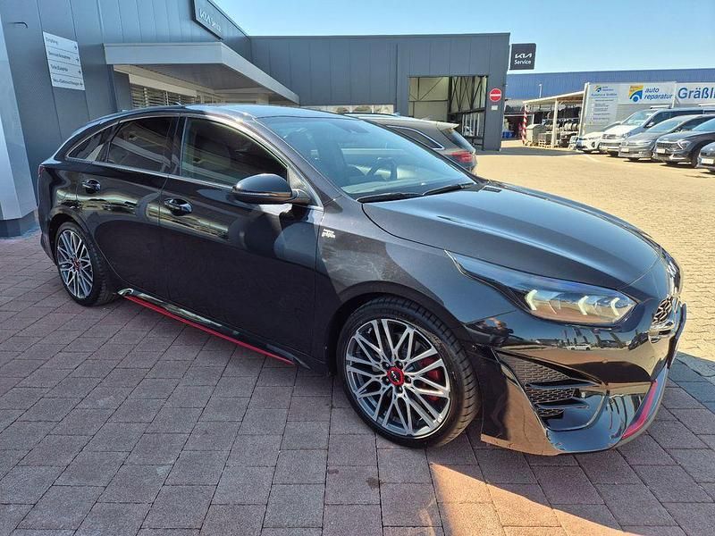 Gebraucht Kia ProCeed GT GT 204 PS (150 kW) 2022 Schwarz Kleinwagen
