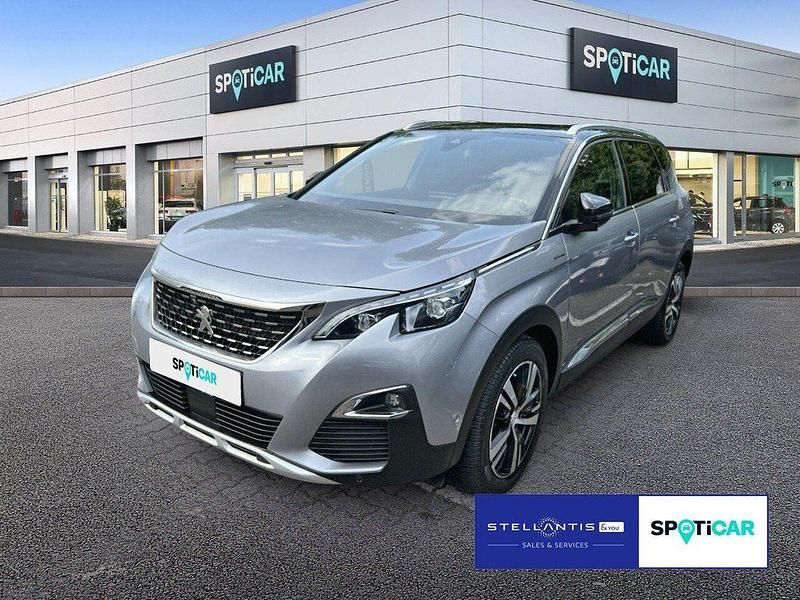Grau Gebraucht 2020 Peugeot 5008 Allure Van / Kleinbus | 25.975 € (Etwas zu teuer) - Bild 1/4