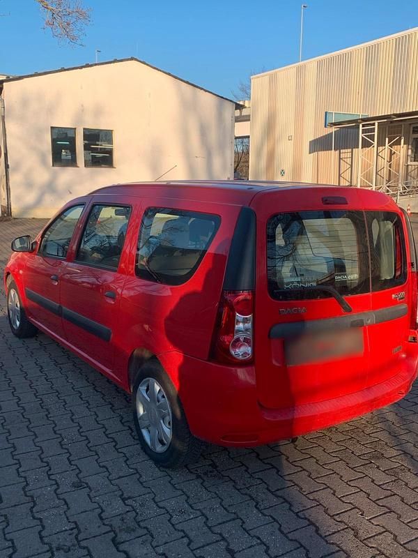 Gebraucht Dacia Logan 75 PS (55 kW) 2009 Rot Kombi