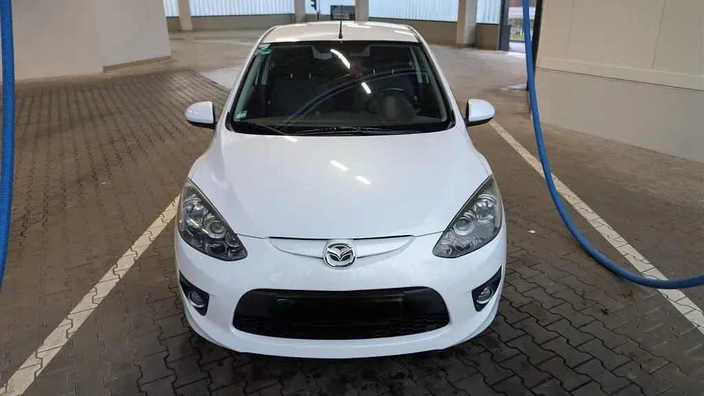 Occasion Mazda 2 Dynamic 86 ch (63 kW) 2009 Blanc Citadine