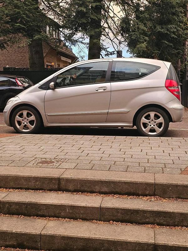 Gebraucht Mercedes A170 110 PS (80 kW) 2005 Silber Kleinwagen