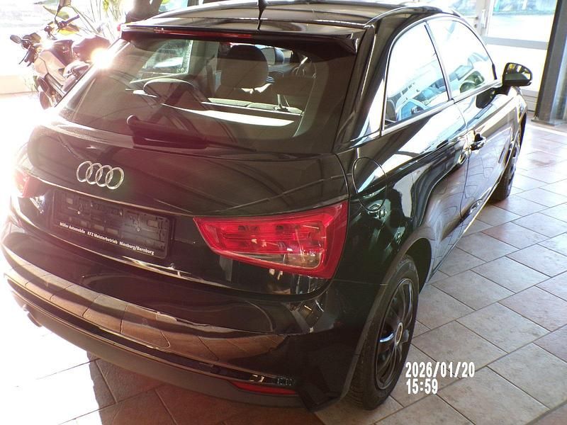 Gebraucht Audi A1 Sport 95 PS (69 kW) 2015 Schwarz Kleinwagen