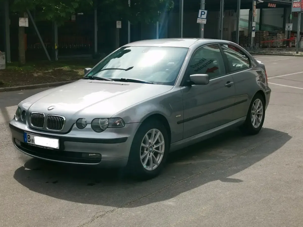 Gebraucht BMW 318 Compact 146 PS (107 kW) 2004 Grau Kleinwagen