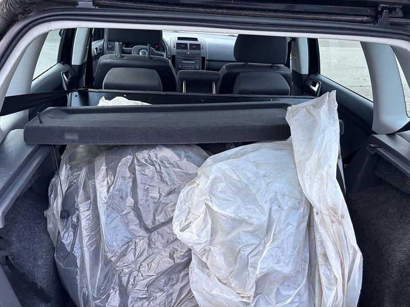 Gebraucht VW Polo Trendline 64 PS (47 kW) 2005 Schwarz Kleinwagen