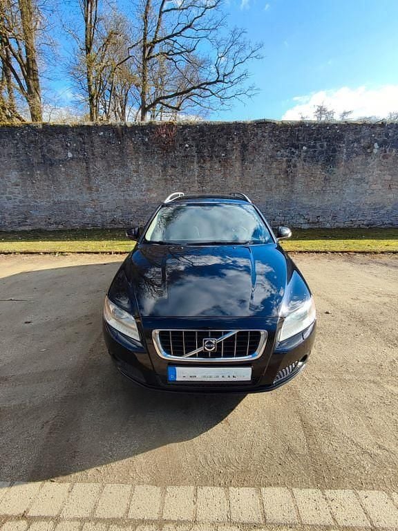 Gebraucht Volvo V70 Summum 200 PS (147 kW) 2008 Schwarz Kombi