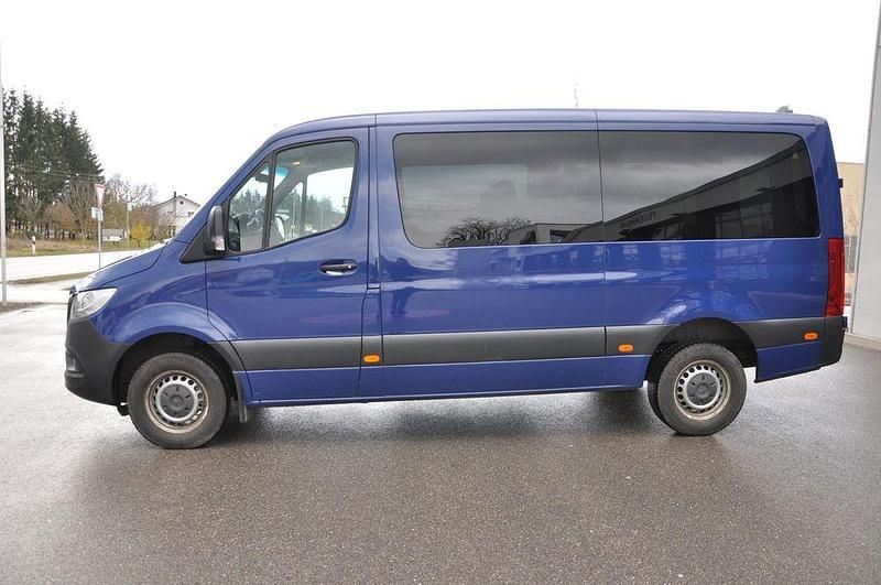 Gebraucht Mercedes Sprinter 163 PS (119 kW) 2020 Blau Van