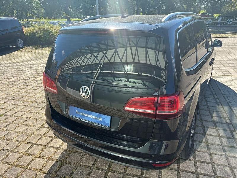 Gebraucht VW Sharan Highline 177 PS (130 kW) 2019 Schwarz Van / Kleinbus