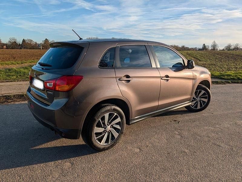 Gebraucht Mitsubishi ASX Inform 117 PS (86 kW) 2015 Braun SUV