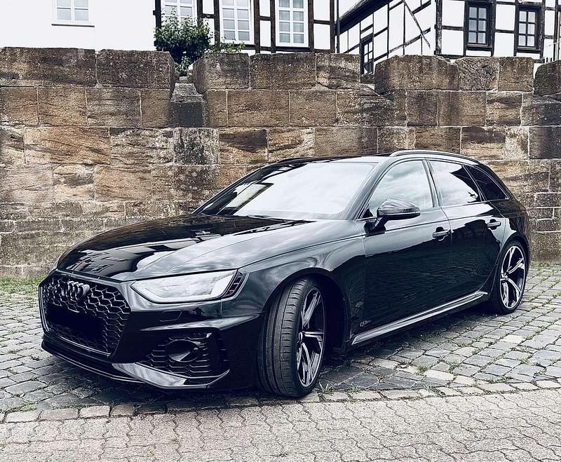Schwarz Gebraucht 2020 Audi RS4 Kombi | 58.000 € (Guter Preis) - Bild 1/4