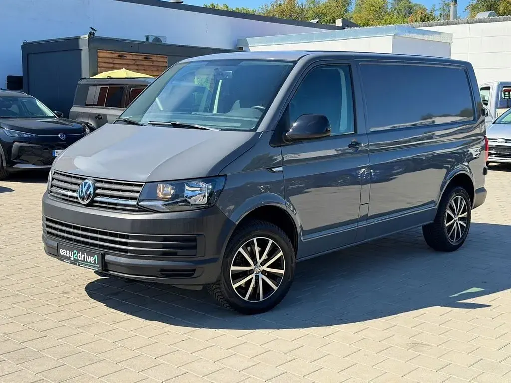 Gebraucht VW T6 150 PS (110 kW) 2018 Grau Van