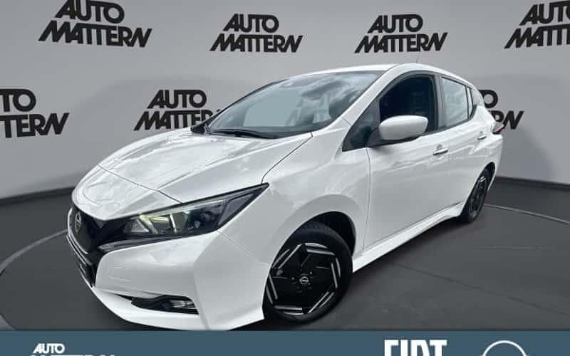 Weiß Gebraucht 2022 Nissan Leaf Acenta Kleinwagen | 15.870 € (Fairer Preis) - Bild 1/4