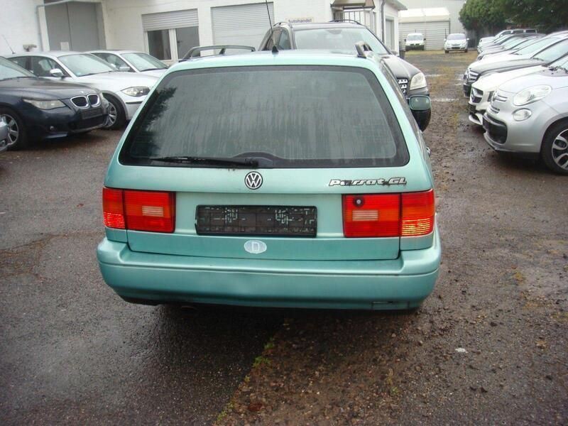 Gebraucht VW Passat 90 PS (66 kW) 1993 Grün Kombi