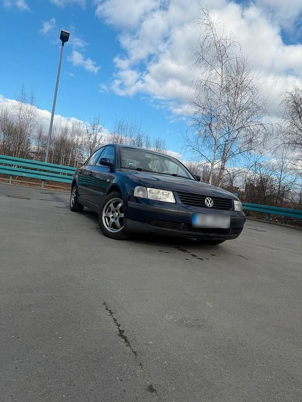 Gebraucht VW Passat 120 PS (88 kW) 1999 Limousine