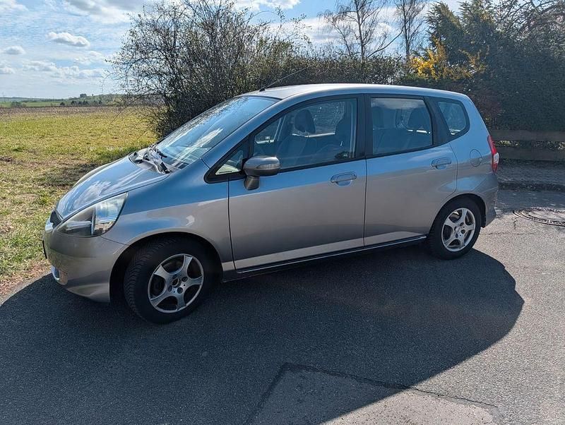 Gebraucht Honda Jazz ES 83 PS (61 kW) 2004 Silber Kleinwagen
