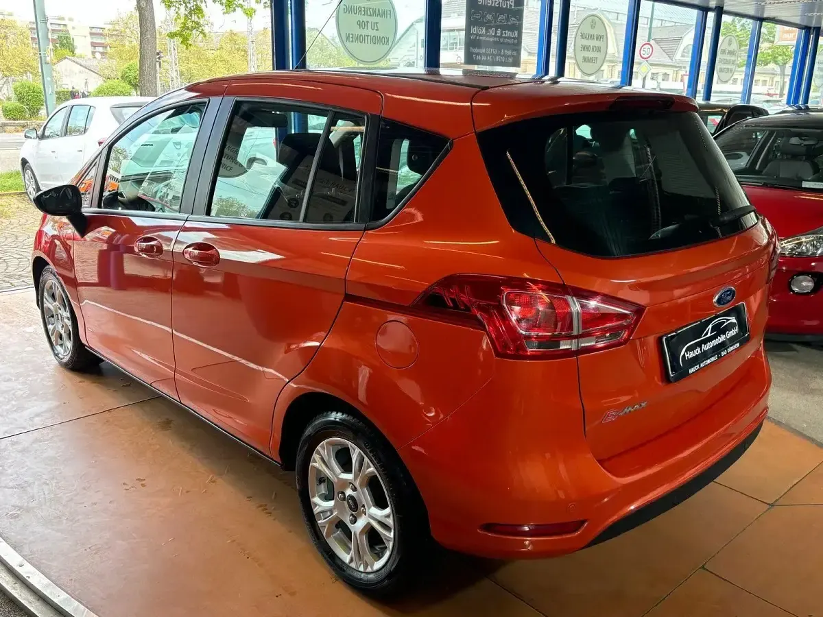 Usata Ford B-MAX SYNC Edition 105 CV (77 kW) 2014 Arancione Monovolume