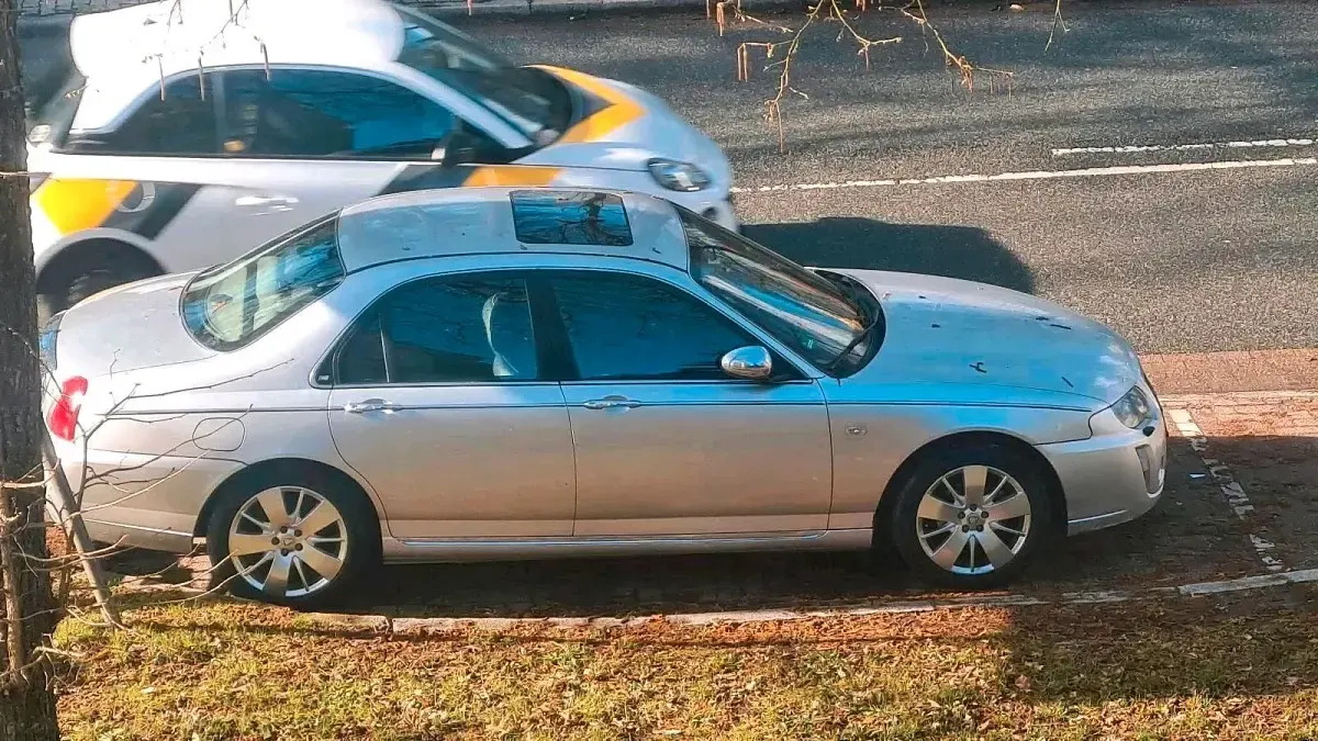 Gebraucht Rover 75 131 PS (96 kW) 2005 Silber Limousine