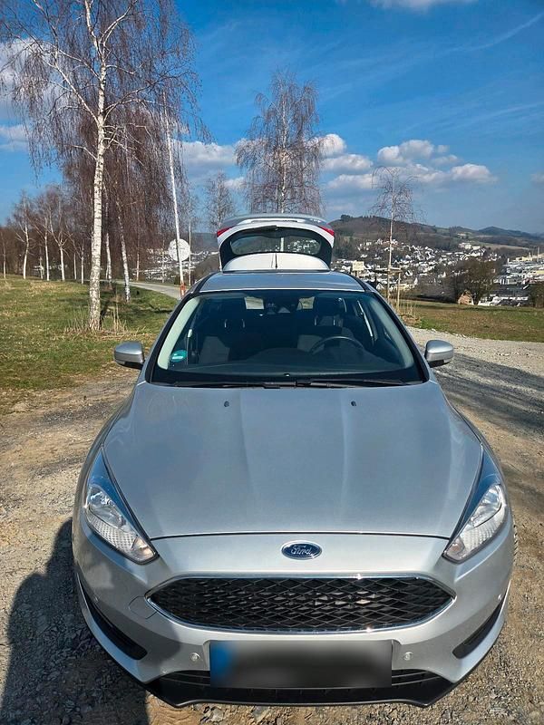 Gebraucht Ford Focus Business Edition 105 PS (77 kW) 2016 Silber Kombi