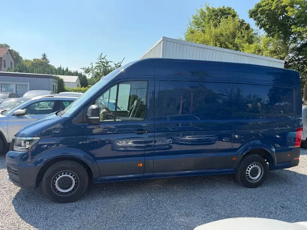 Gebraucht VW Crafter 140 PS (102 kW) 2019 Blau Van