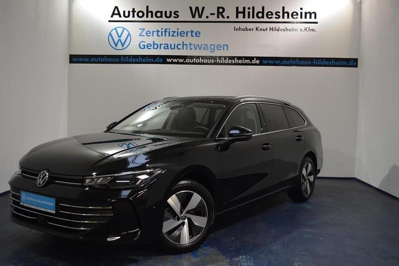 Schwarz Gebraucht 2025 VW Passat Business Kombi | 33.529 € (Guter Preis) - Bild 1/4