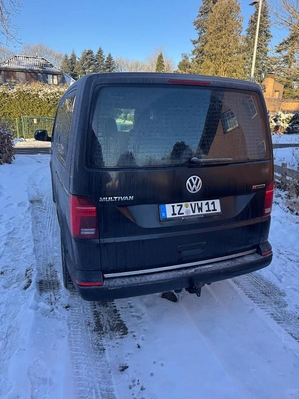 Gebraucht VW Multivan Highline 204 PS (150 kW) 2021 Schwarz Van