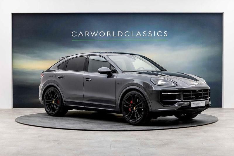 Grau Gebraucht 2024 Porsche Cayenne Coupe Coupé | 122.850 € (Teuer) - Bild 1/4