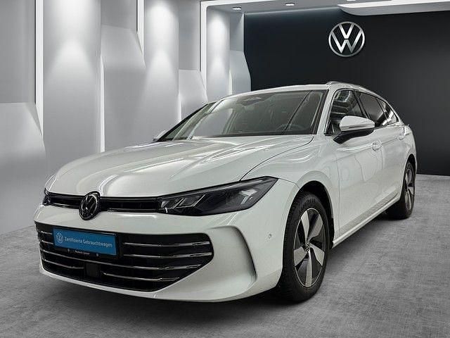 Pure white Gebraucht 2025 VW Passat Business Kombi | 39.280 € (Superpreis) - Bild 1/3