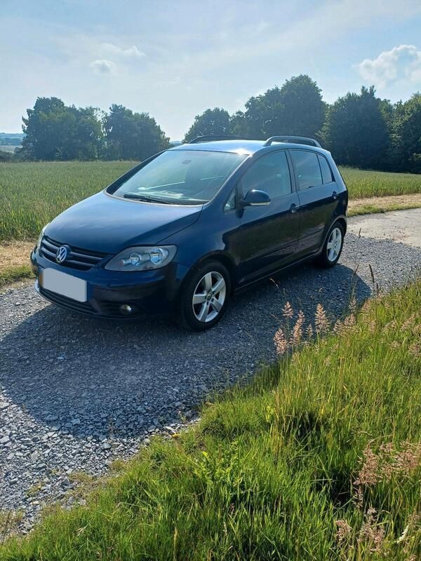 Blau Gebraucht 2008 VW Golf Plus Cross United Van / Kleinbus | 1.799 € (Fairer Preis) - Bild 1/4