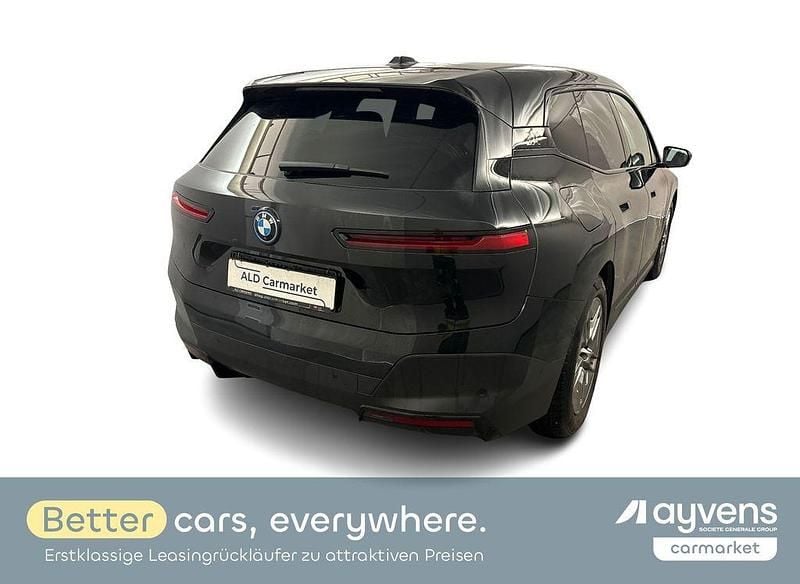 Gebraucht BMW iX 239 kW (326 PS) 2021 Black sapphire metallic SUV