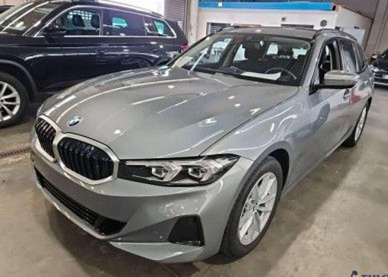 Grau Gebraucht 2023 BMW 320 Shadowline Kombi | 33.799 € (Superpreis) - Bild 1/4