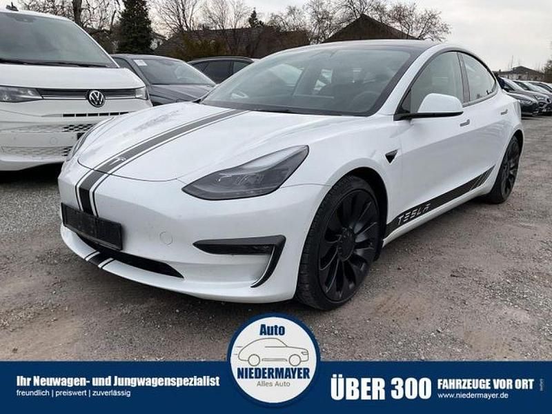 Gebraucht Tesla Model 3 Performance 377 kW (513 PS) 2021 Pearl white multicoat Limousine