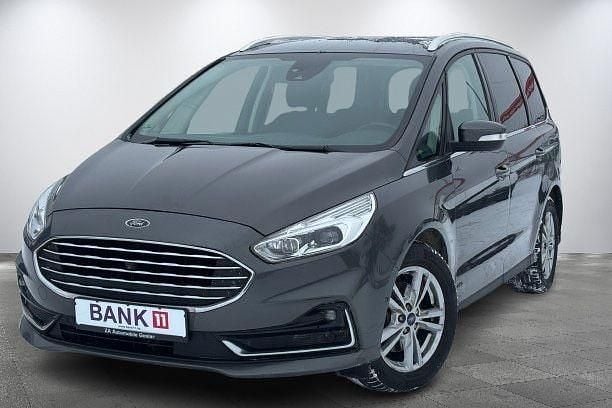 Grau Gebraucht 2019 Ford Galaxy Titanium Van / Kleinbus | 14.950 € (Etwas zu teuer) - Bild 1/4