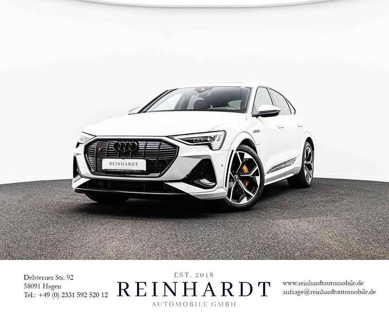 Gletscherweiß metallic Gebraucht 2022 Audi e-tron Sportback Comfort SUV | 42.425 € (Fairer Preis) - Bild 1/1
