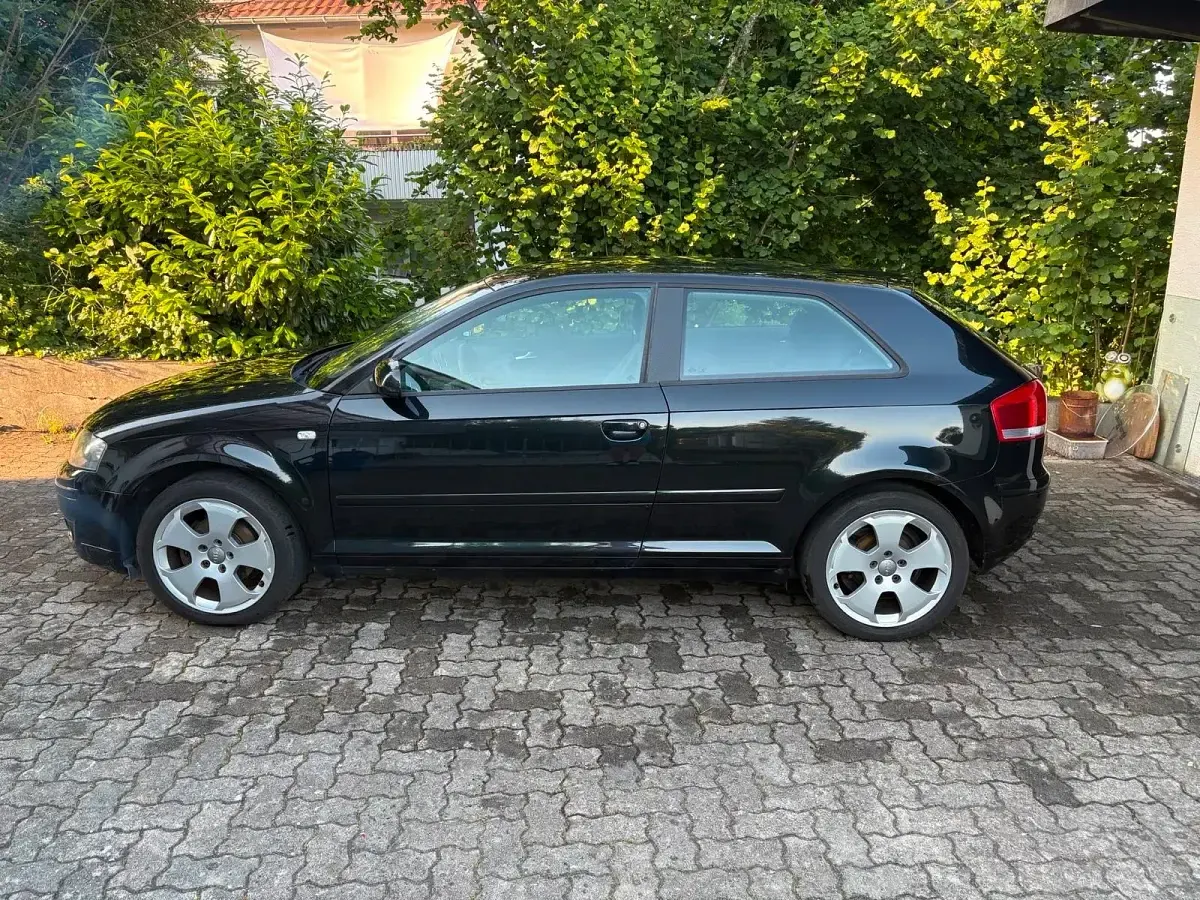 Gebraucht Audi A3 102 PS (75 kW) 2008 Schwarz Kleinwagen