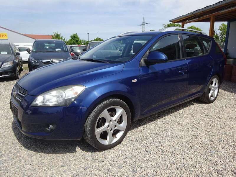 Blau Gebraucht 2008 Kia Ceed Kombi | 1.500 € - Bild 1/4