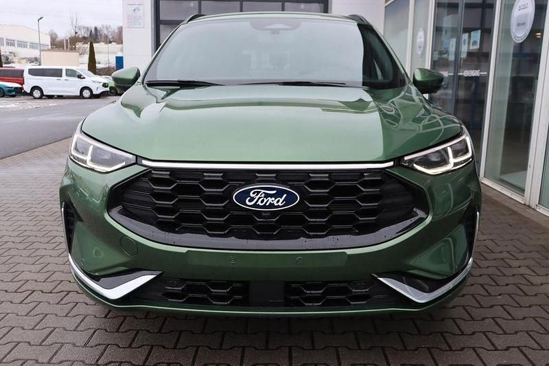 Neu Ford Kuga ST-Line X 242 PS (177 kW) 2026 Bursting green metallic SUV