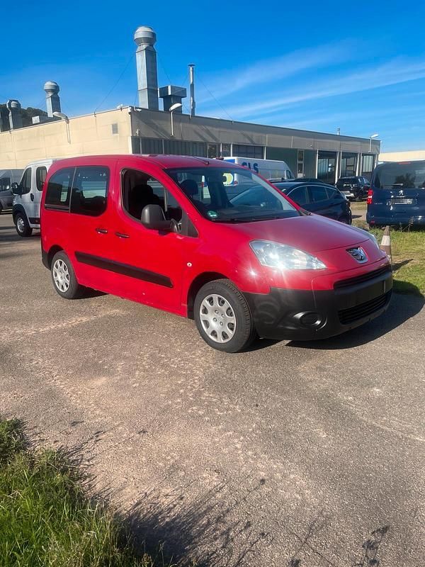 Gebraucht 2010 Peugeot Partner Van / Kleinbus | 4.300 € (Fairer Preis) - Bild 1/4
