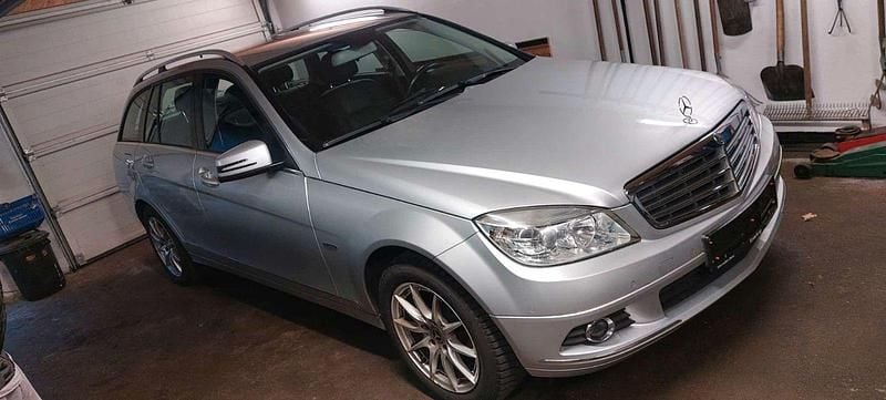 Gebraucht Mercedes C250 204 PS (150 kW) 2009 Silber Kombi
