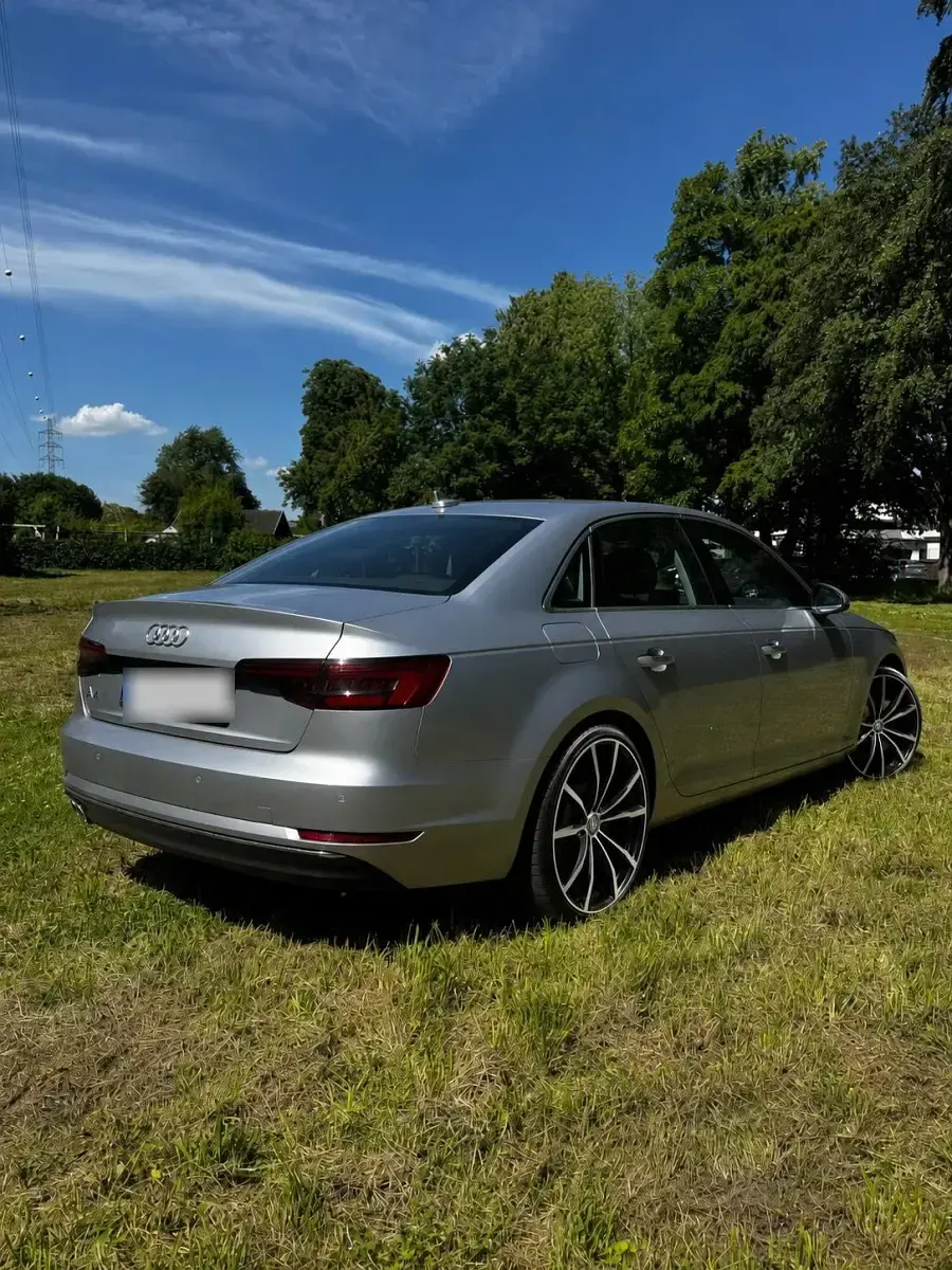 Gebraucht Audi A4 Design 218 PS (160 kW) 2016 Grau Limousine