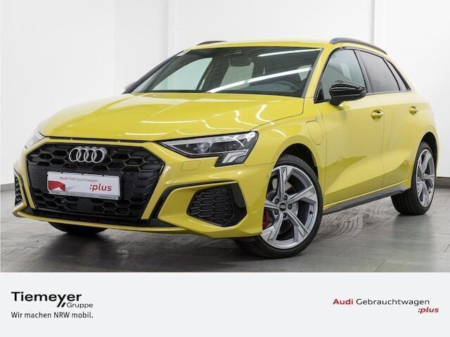 Pythongelb metallic Gebraucht 2024 Audi A3 Sportback e-tron S-Line Kleinwagen | 41.050 € - Bild 1/4