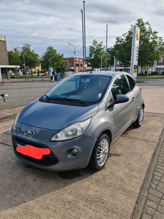 Grau Gebraucht 2011 Ford Ka Trend Kleinwagen | 2.000 € (Guter Preis) - Bild 1/4