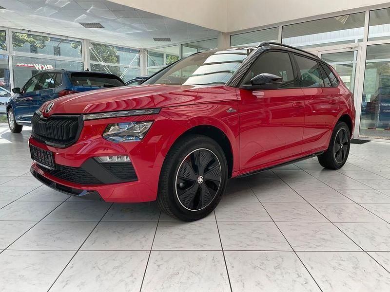 Rot Gebraucht 2024 Skoda Kamiq Monte Carlo SUV | 27.890 € (Fairer Preis) - Bild 1/4