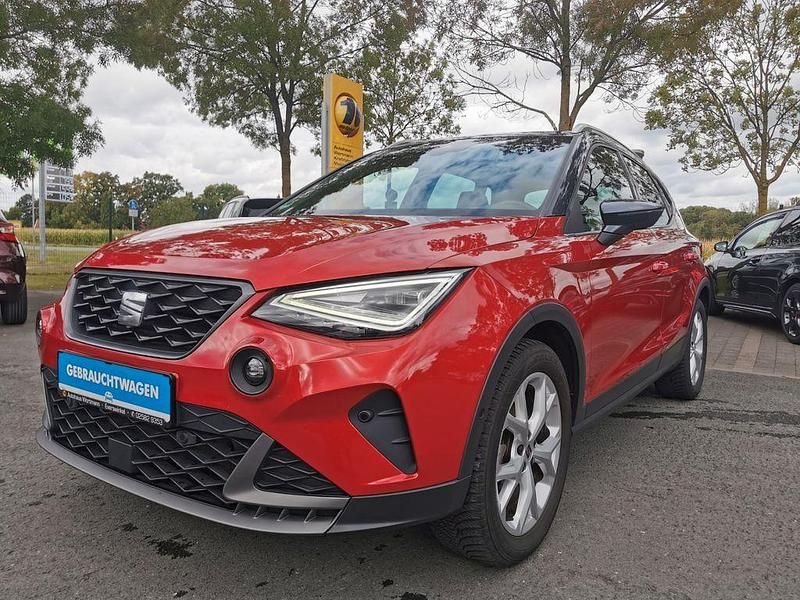 Rot Gebraucht 2021 Seat Arona FR SUV | 19.190 € (Fairer Preis) - Bild 1/4