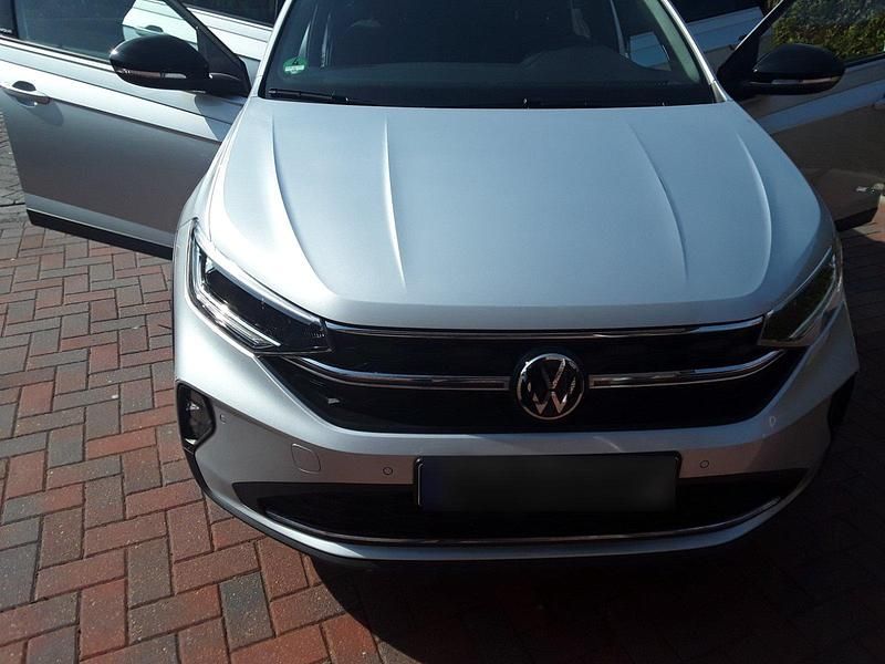 Gebraucht VW Taigo 150 PS (110 kW) 2024 Silber SUV