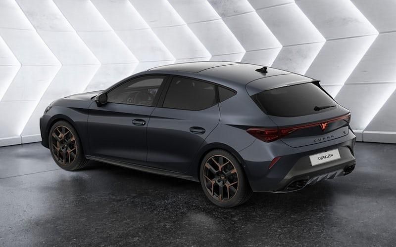 Gebraucht Cupra Leon VZ 300 PS (220 kW) 2025 Grau Limousine