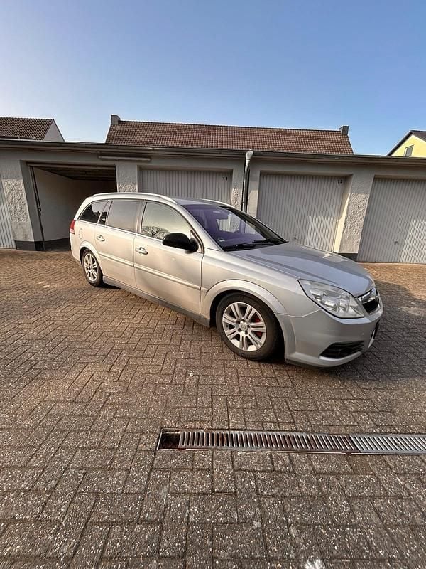 Gebraucht Opel Vectra 150 PS (110 kW) 2006 Silber Kombi