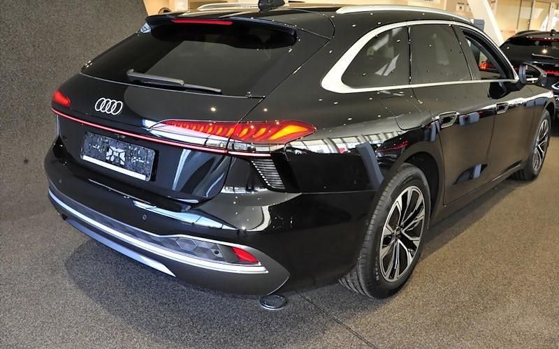 Neu Audi A6 Advanced 204 PS (150 kW) 2026 Schwarz Kombi