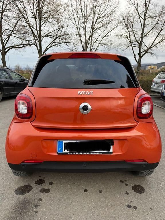 Gebraucht Smart ForFour Passion 90 PS (66 kW) 2017 Orange Kleinwagen