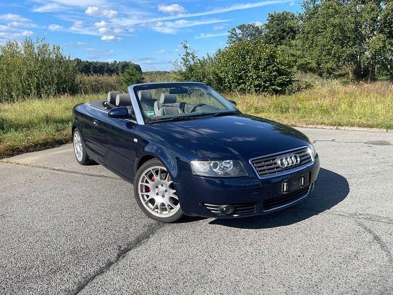 Blau Gebraucht 2003 Audi A4 Cabriolet Cabrio | 4.490 € (Fairer Preis) - Bild 1/4