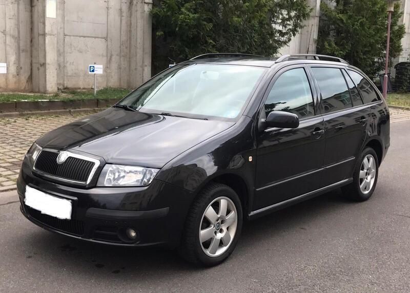 Schwarz Gebraucht 2007 Skoda Fabia Kombi | 2.499 € (Guter Preis) - Bild 1/4