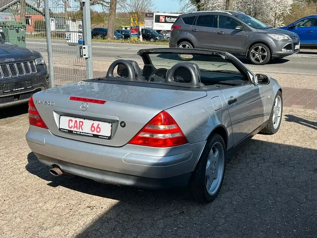 Gebraucht Mercedes SLK200 136 PS (100 kW) 1998 Silber Cabrio